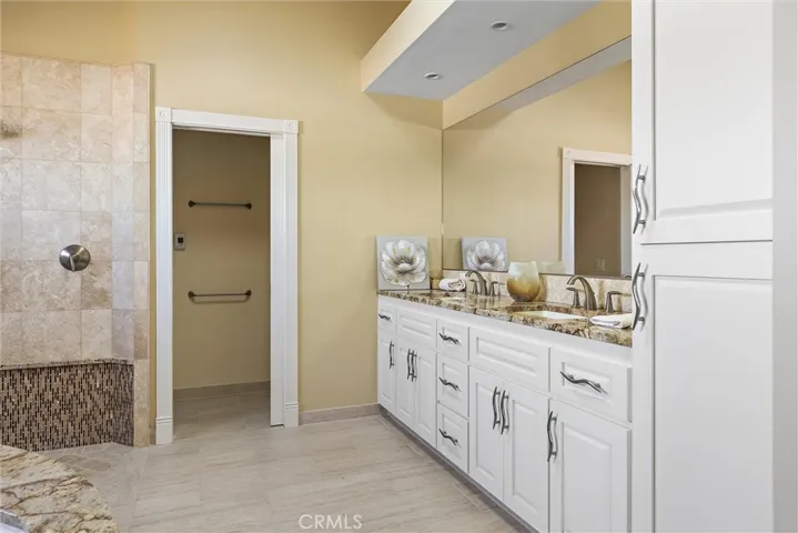 Primary ensuite with heated floors