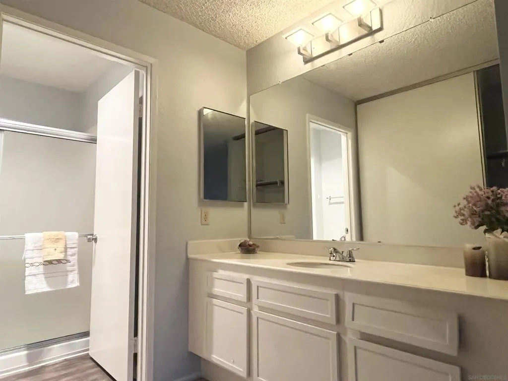 8365 Westmore Rd 20, San Diego, California 92126 home-pic-16