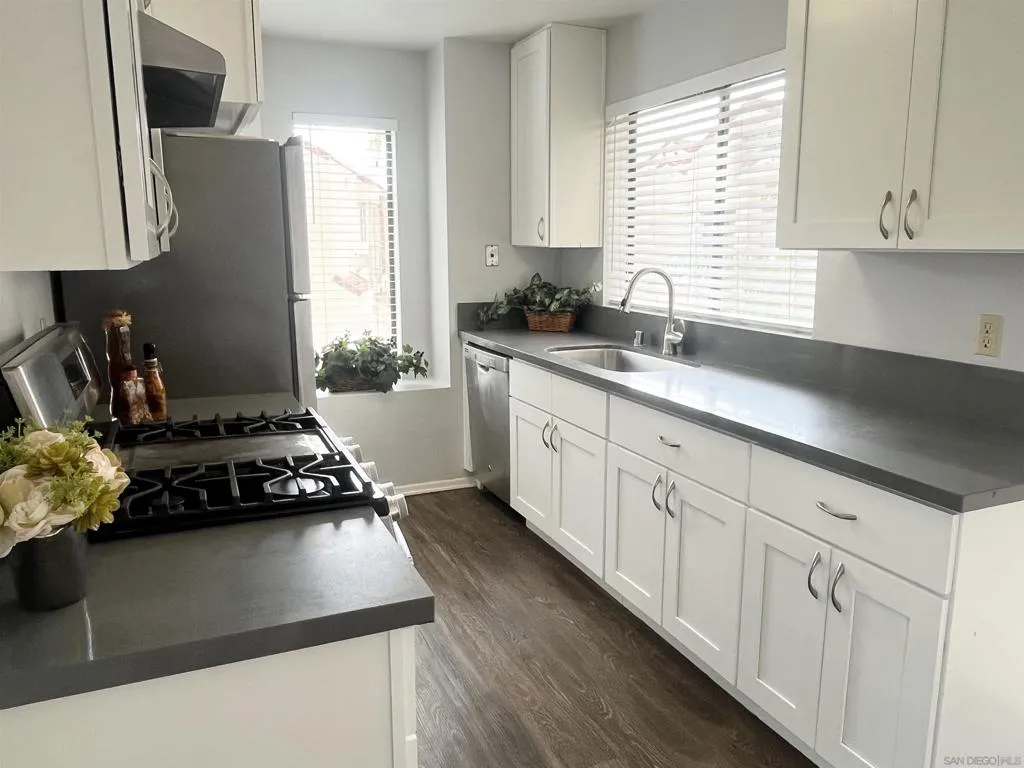 8365 Westmore Rd 20, San Diego, California 92126 home-pic-8