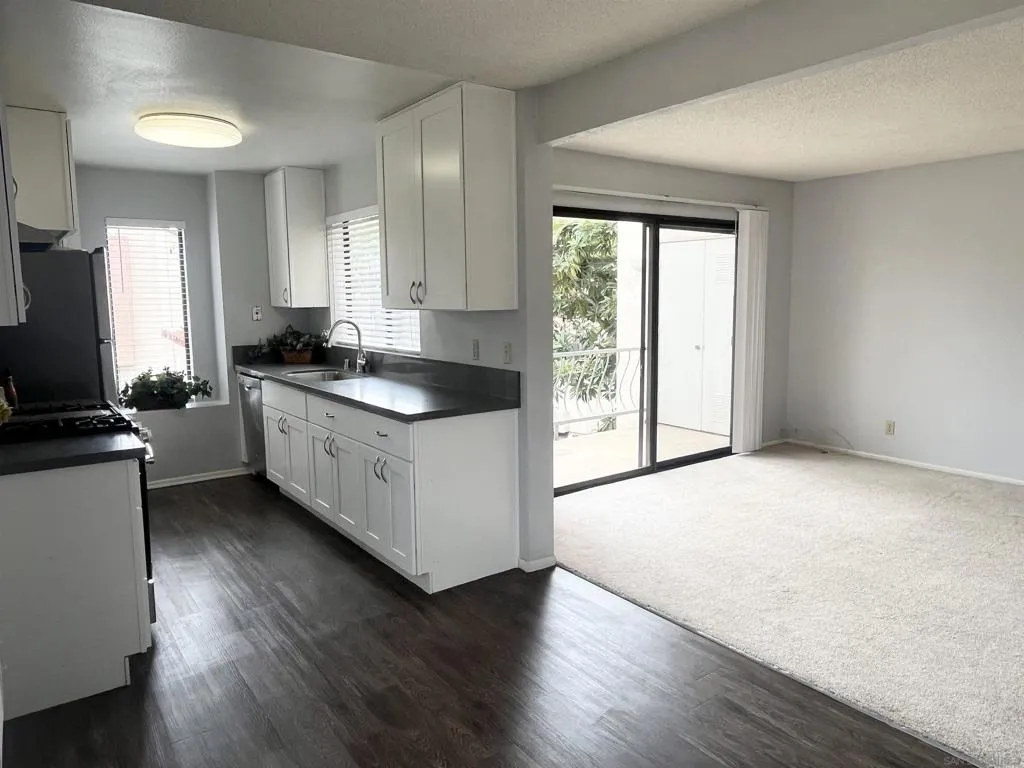 8365 Westmore Rd 20, San Diego, California 92126 home-pic-12