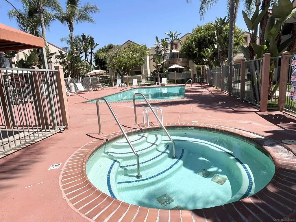 8365 Westmore Rd 20, San Diego, California 92126 home-pic-30