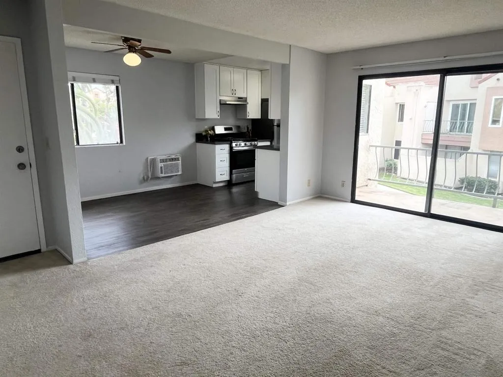 8365 Westmore Rd 20, San Diego, California 92126 home-pic-4