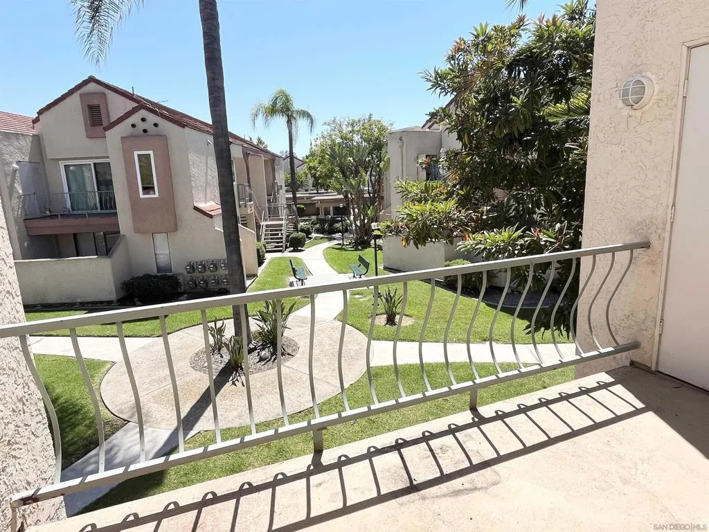 8365 Westmore Rd 20, San Diego, California 92126 home-pic-24