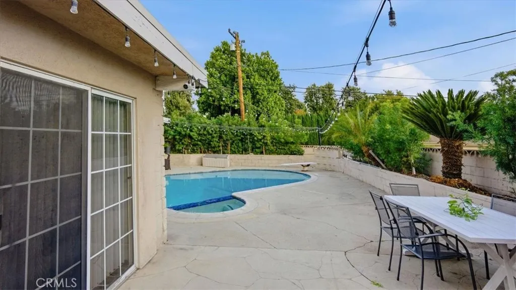1318 N Laurel, Upland, California 91786 home-pic-43