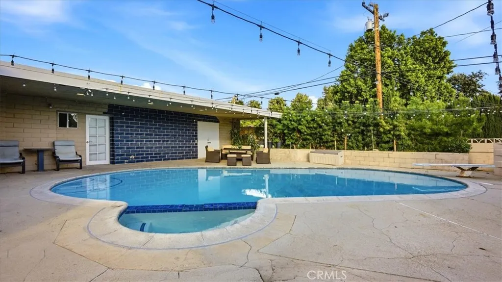 1318 N Laurel, Upland, California 91786 home-pic-44