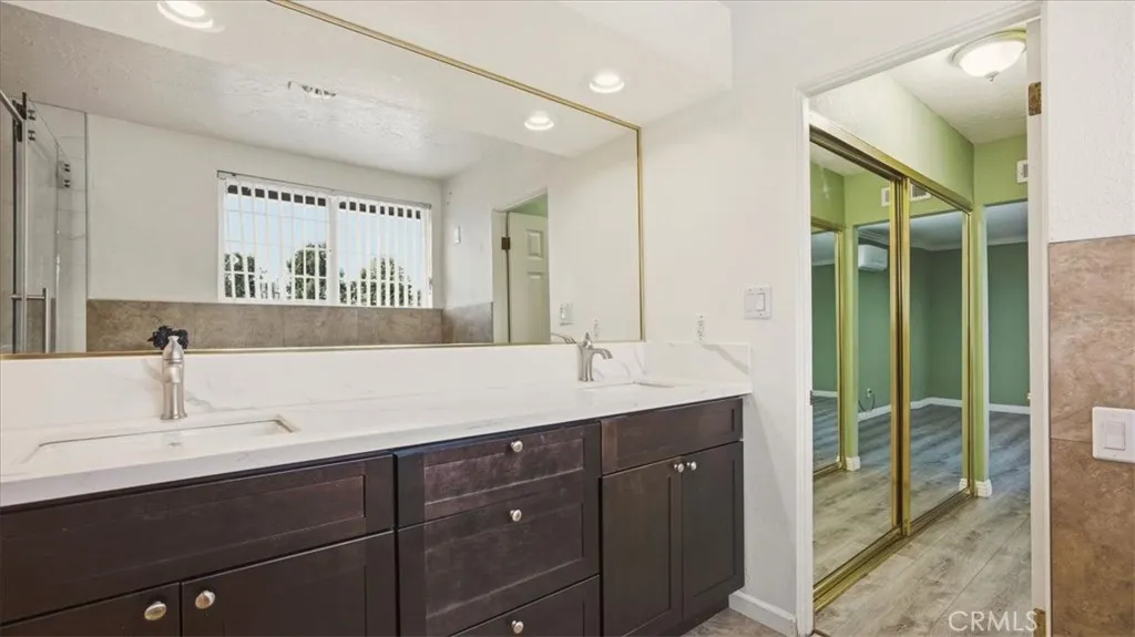 1318 N Laurel, Upland, California 91786 home-pic-40