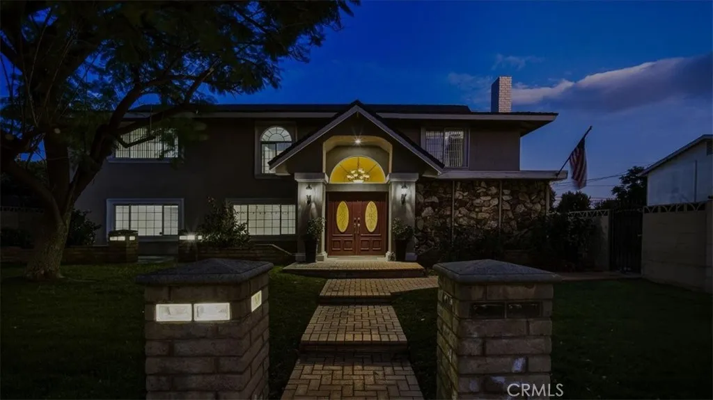 1318 N Laurel, Upland, California 91786 home-pic-52