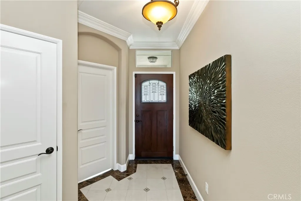 24326 Fawnskin, Corona, California 92883 home-pic-8