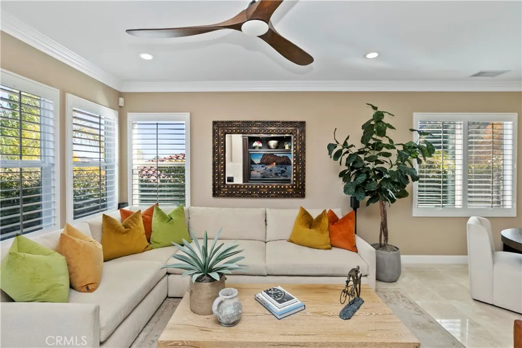 24326 Fawnskin, Corona, California 92883 home-pic-13