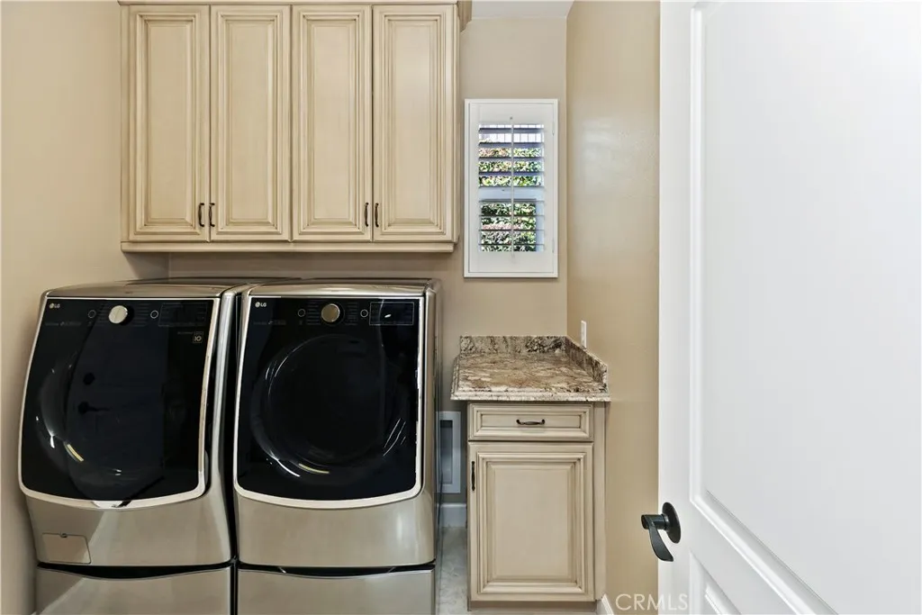 24326 Fawnskin, Corona, California 92883 home-pic-23