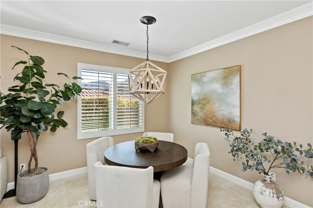 24326 Fawnskin, Corona, California 92883 home-pic-11