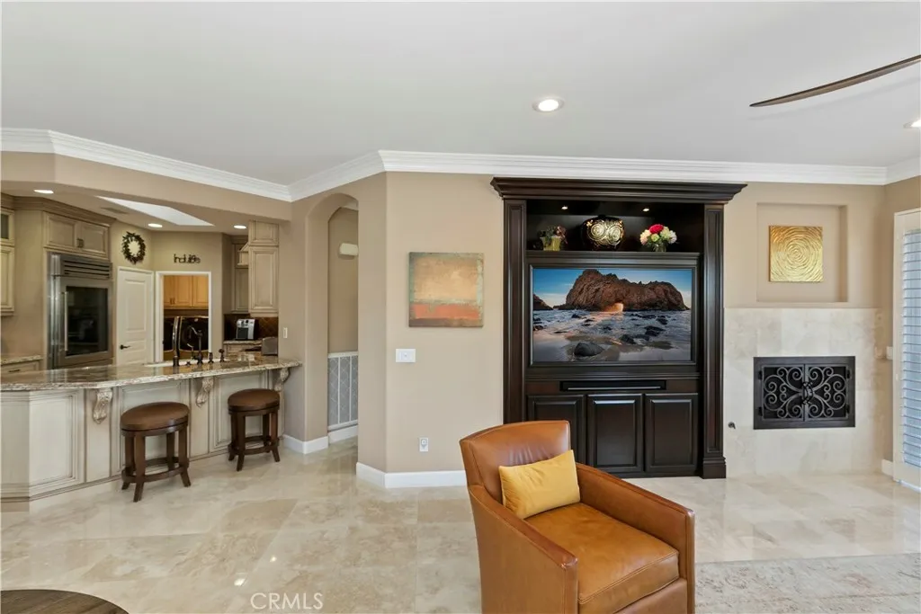 24326 Fawnskin, Corona, California 92883 home-pic-16