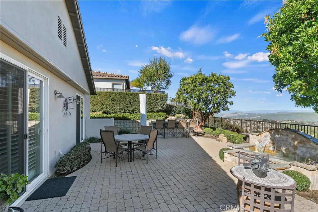 24326 Fawnskin, Corona, California 92883 home-pic-42