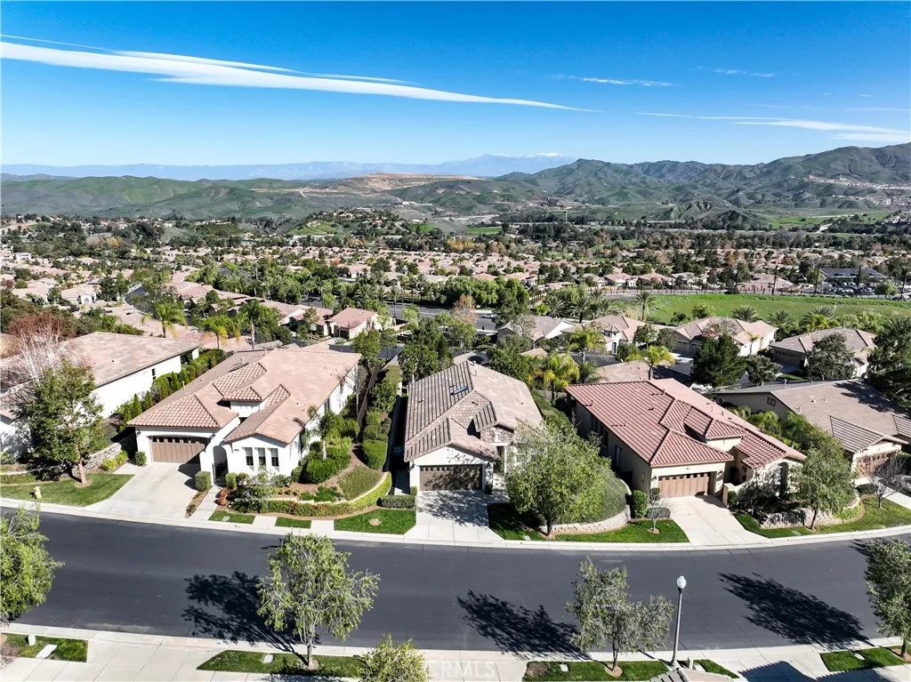 24326 Fawnskin, Corona, California 92883 home-pic-55