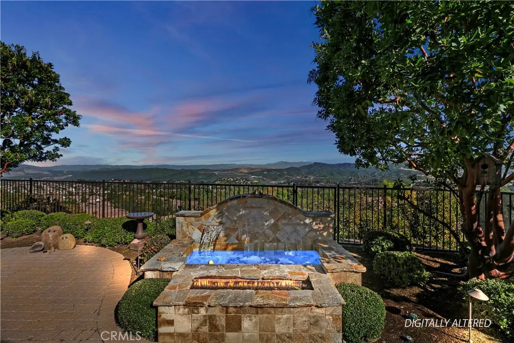 24326 Fawnskin, Corona, California 92883 home-pic-3