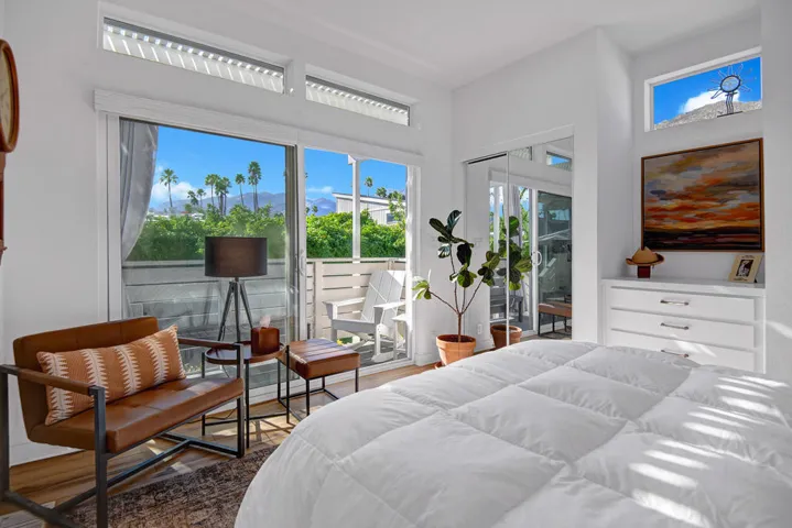 BEDROOM OVER BED.jpg mls