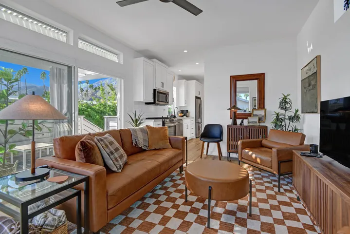 LIVING SPACE TIGHT.jpg mls