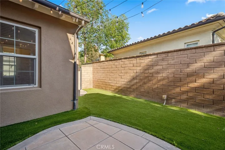 Backyard with easy care artificial grass