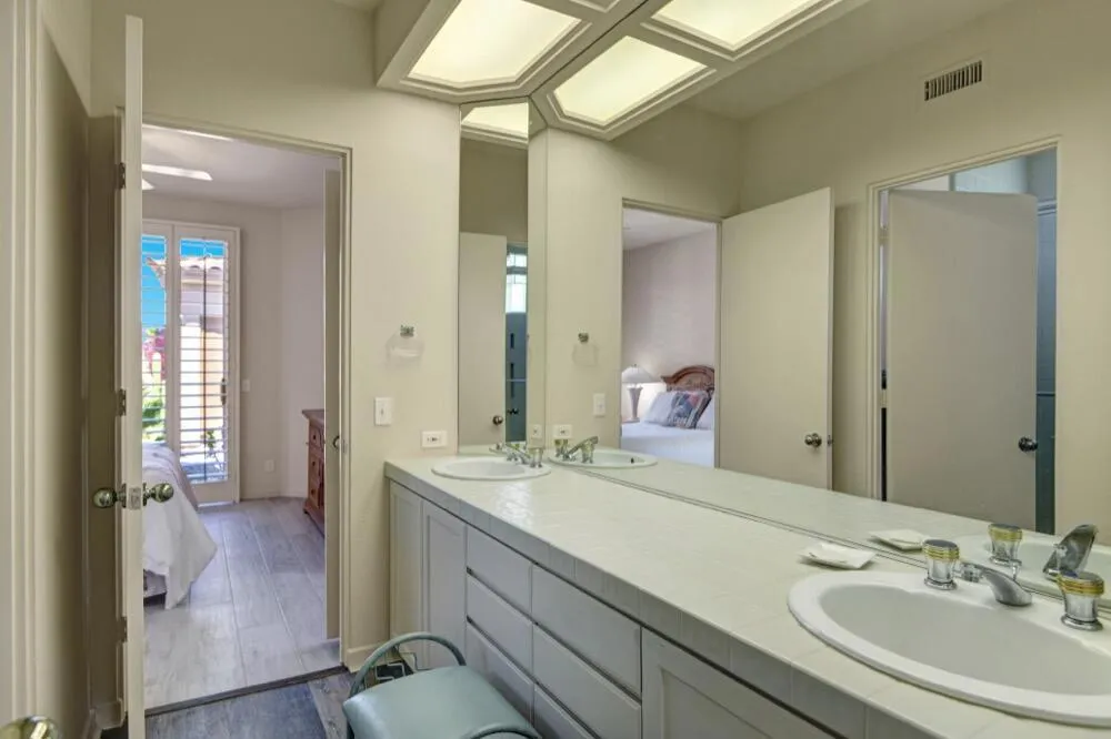 685 Box Canyon Trail, Palm Desert, California 92211 home-pic-17