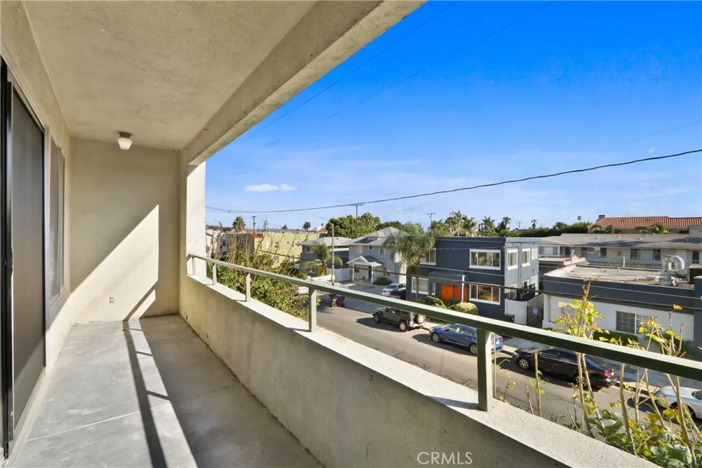 1187 E 3rd Street 215, Long Beach, California 90802 home-pic-9