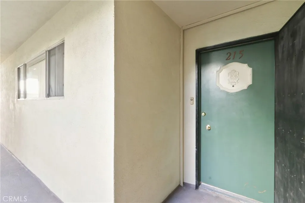 1187 E 3rd Street 215, Long Beach, California 90802 home-pic-8