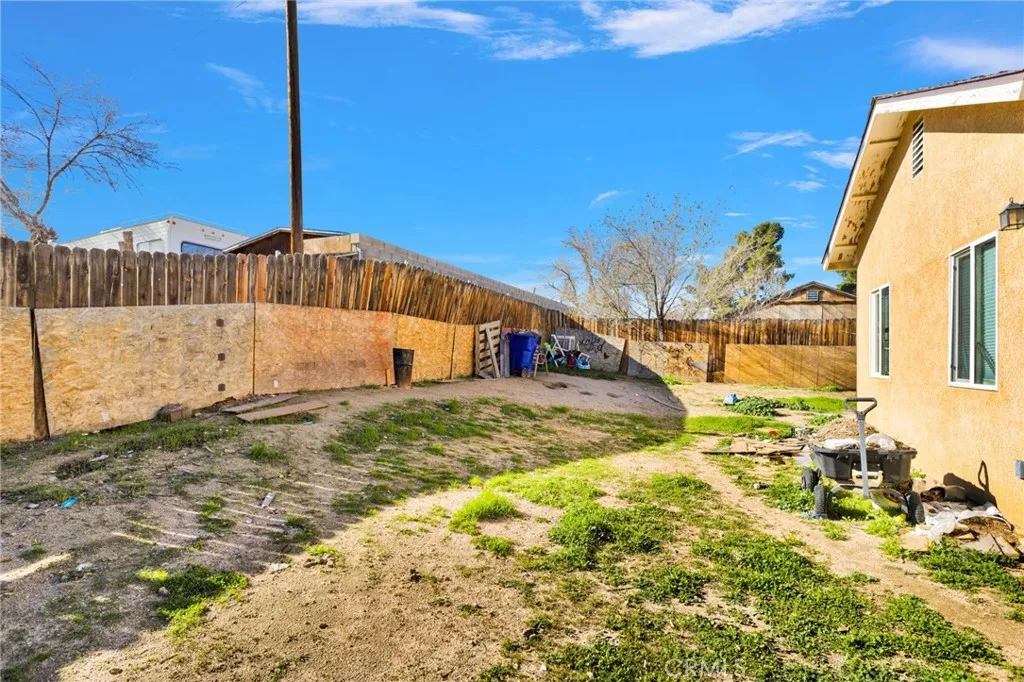 16255 Seneca Road, Victorville, California 92395 home-pic-26