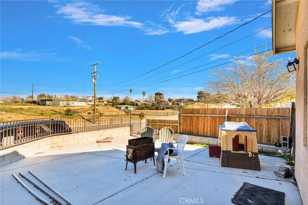 16255 Seneca Road, Victorville, California 92395 home-pic-34