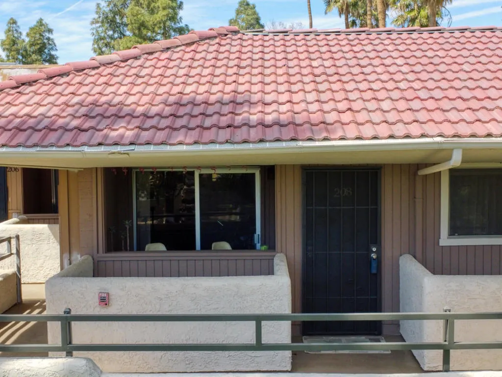 470 N Villa Court 208, Palm Springs, California 92262 home-pic-2