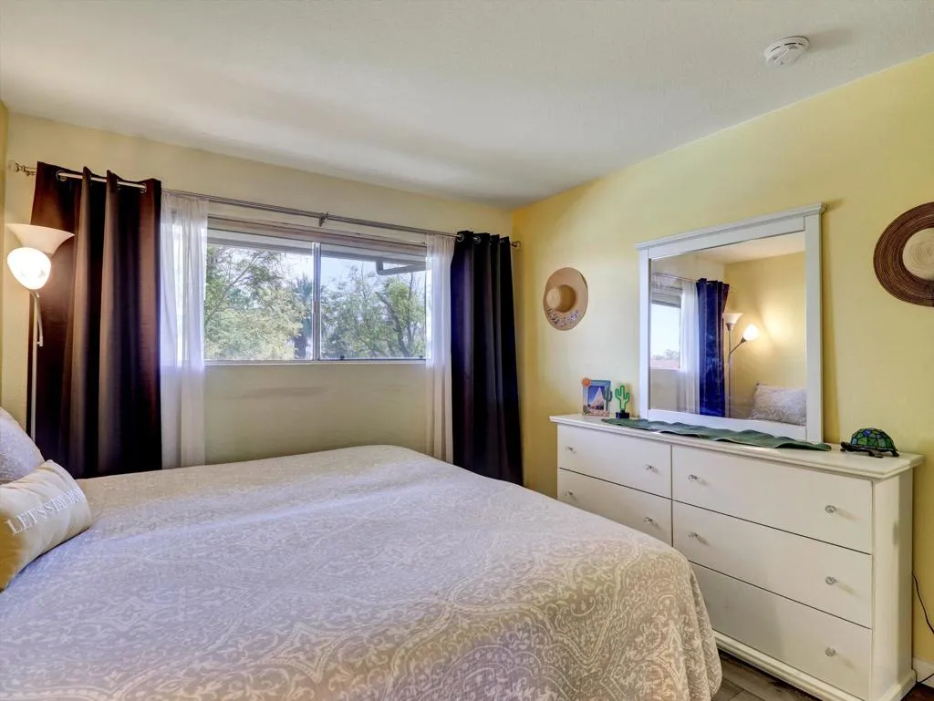 470 N Villa Court 208, Palm Springs, California 92262 home-pic-20
