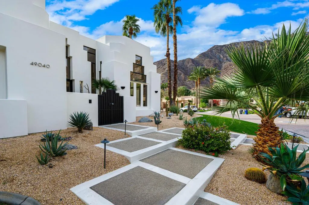 49040 Calle Flora, La Quinta, California 92253 home-pic-3