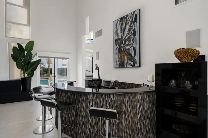 31-web-or-mls-KGFlora_OPMG_0126_031