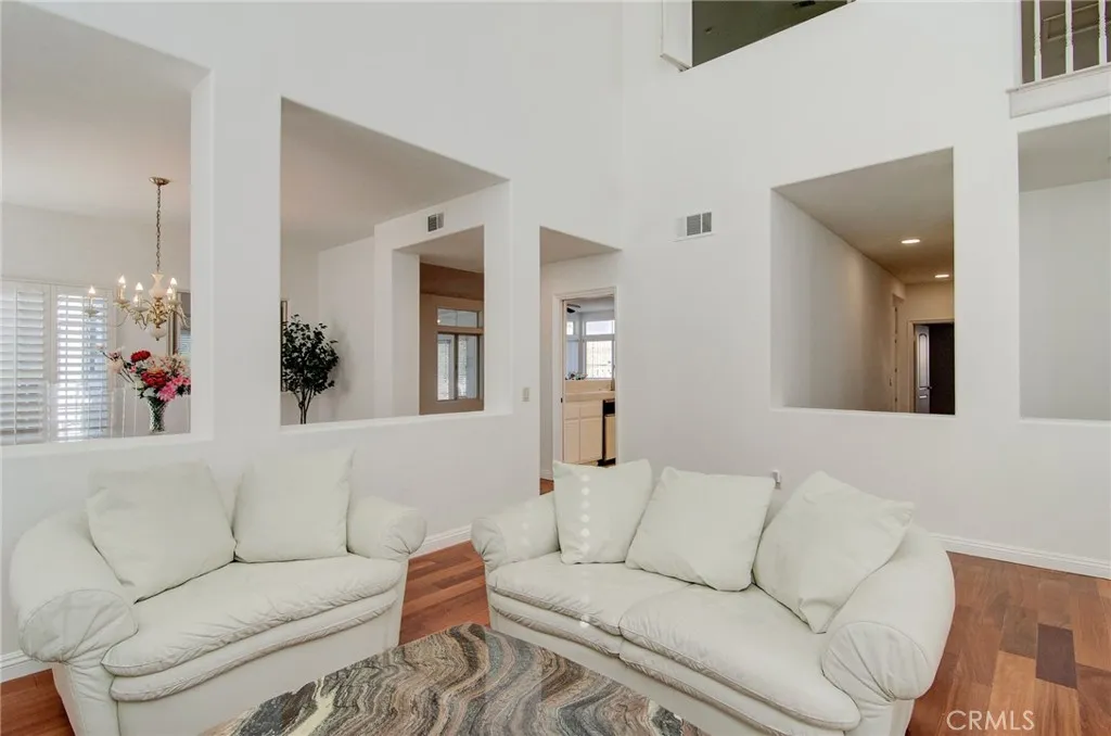 5365 Avenida De Michelle, Yorba Linda, California 92887 home-pic-18