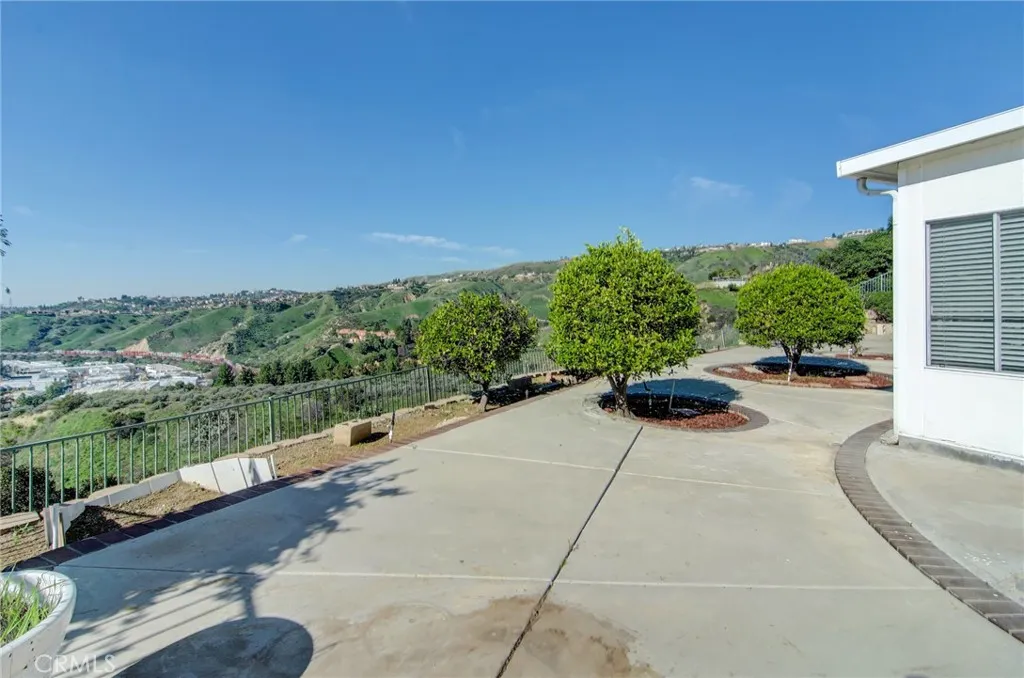5365 Avenida De Michelle, Yorba Linda, California 92887 home-pic-65