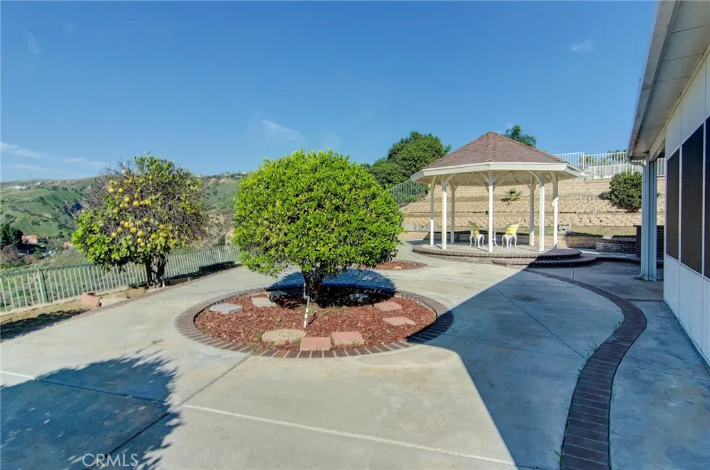 5365 Avenida De Michelle, Yorba Linda, California 92887 home-pic-61