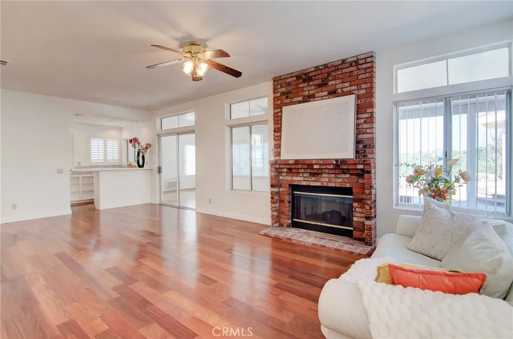 5365 Avenida De Michelle, Yorba Linda, California 92887 home-pic-7