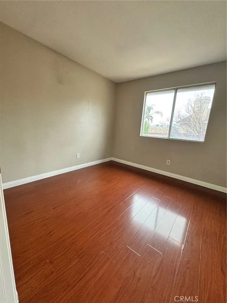 28261 Cornus Court, Highland, California 92346 home-pic-21