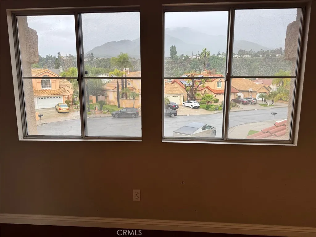 28261 Cornus Court, Highland, California 92346 home-pic-25