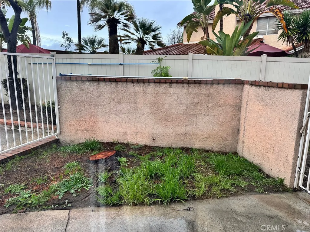 28261 Cornus Court, Highland, California 92346 home-pic-37