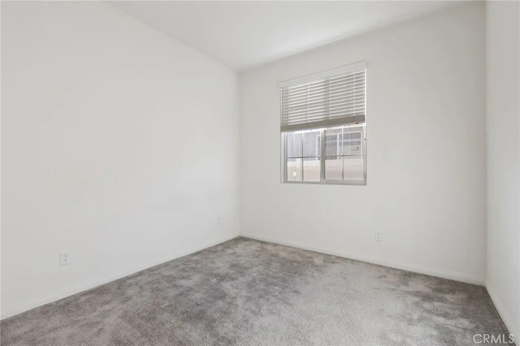 6135 W Avenue J9, Lancaster, California 93536 home-pic-27