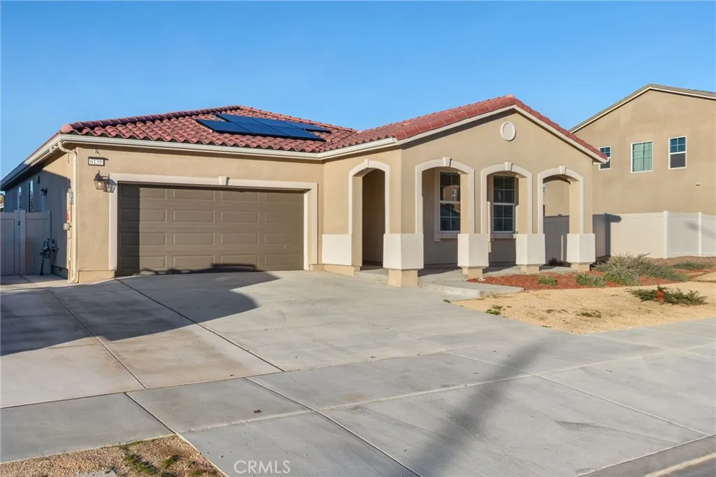 6135 W Avenue J9, Lancaster, California 93536 home-pic-4