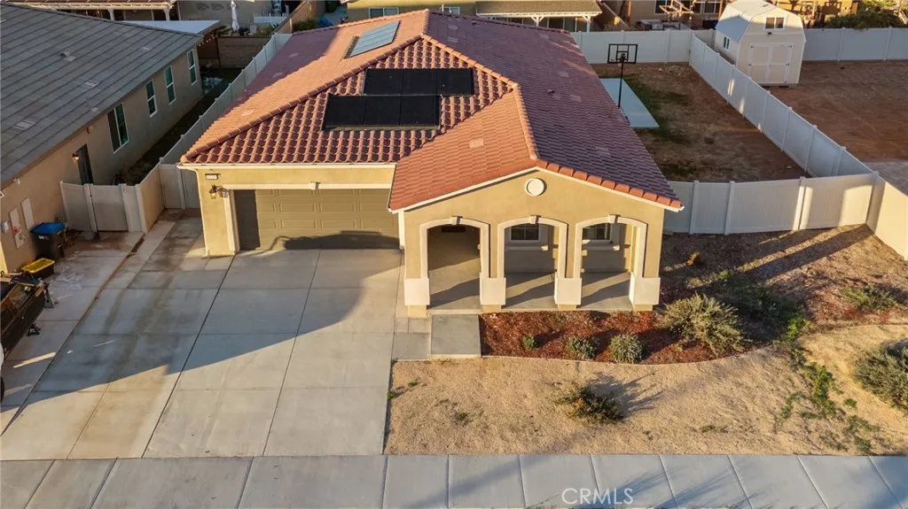 6135 W Avenue J9, Lancaster, California 93536 home-pic-6