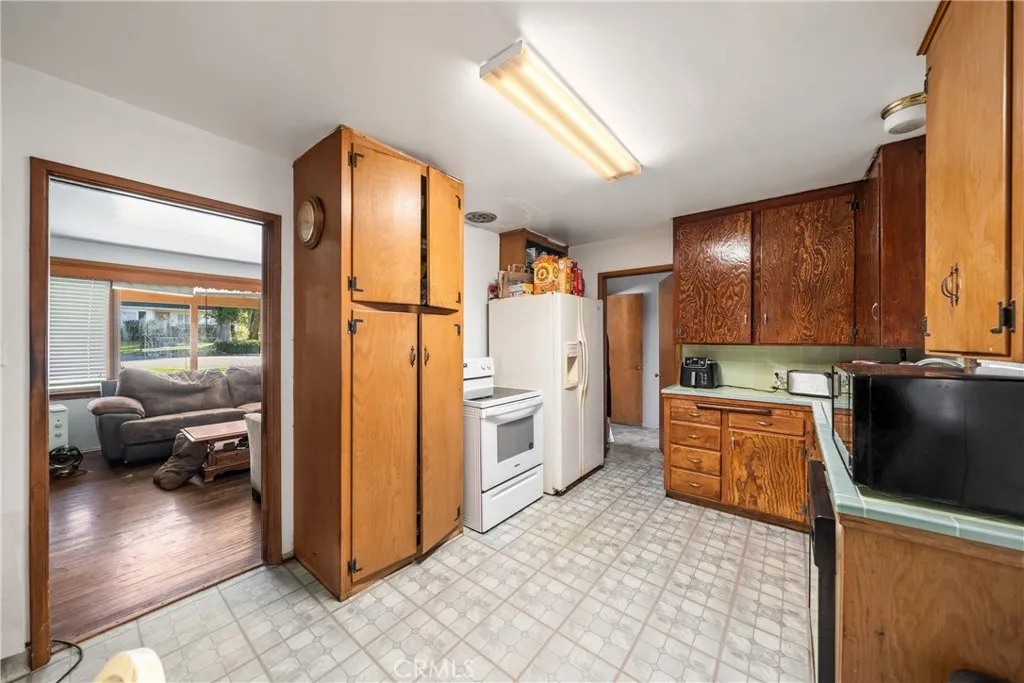639 Terrado, Monrovia, California 91016 home-pic-8