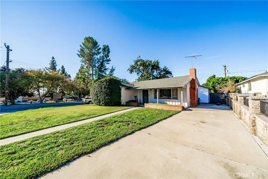 639 Terrado, Monrovia, California 91016 home-pic-1