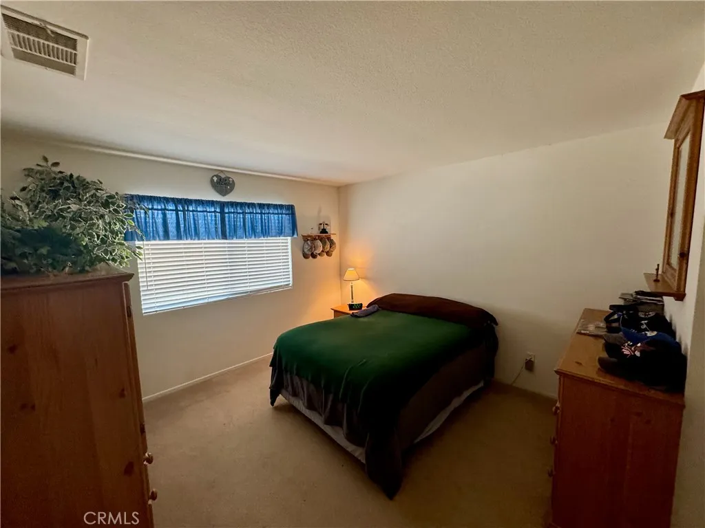 15747 Ox Hill Court, Adelanto, California 92301 home-pic-9