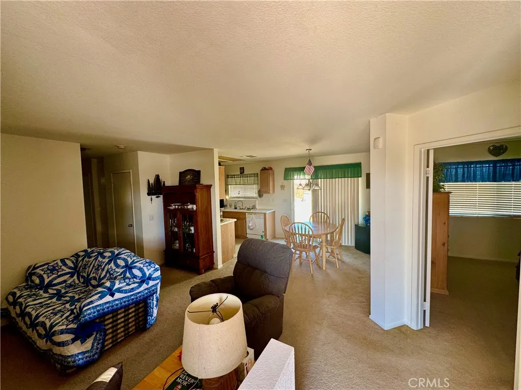 15747 Ox Hill Court, Adelanto, California 92301 home-pic-5
