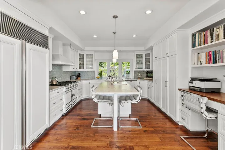 1010 Emerald Bay, Laguna Beach, California 92651