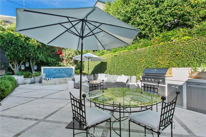 1010 Emerald Bay, Laguna Beach, California 92651