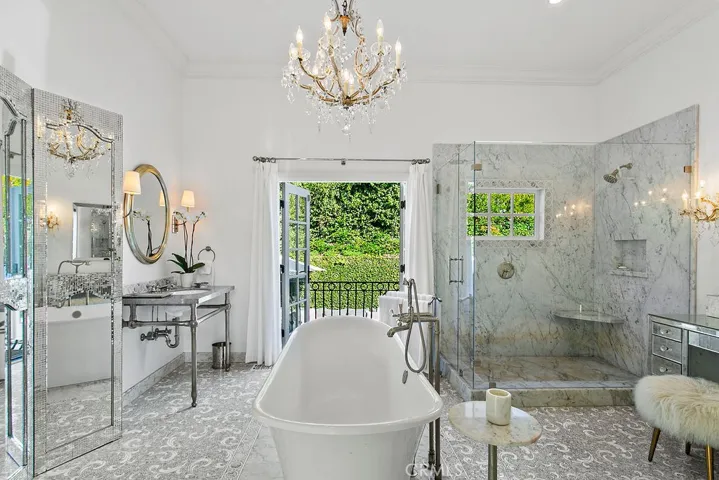 1010 Emerald Bay, Laguna Beach, California 92651