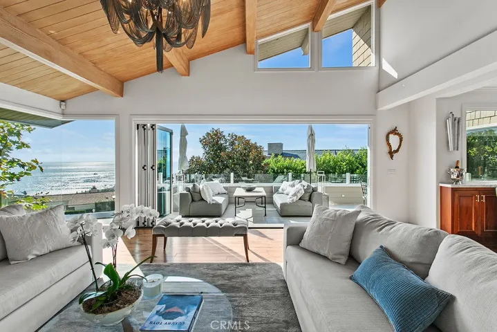 1010 Emerald Bay, Laguna Beach, California 92651