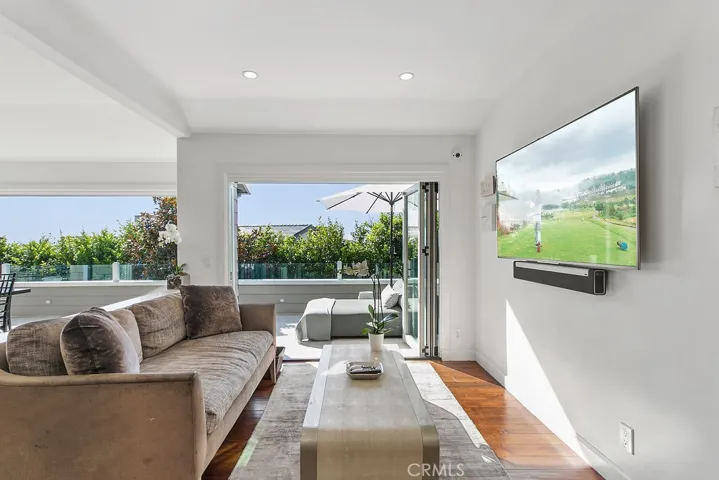 1010 Emerald Bay, Laguna Beach, California 92651